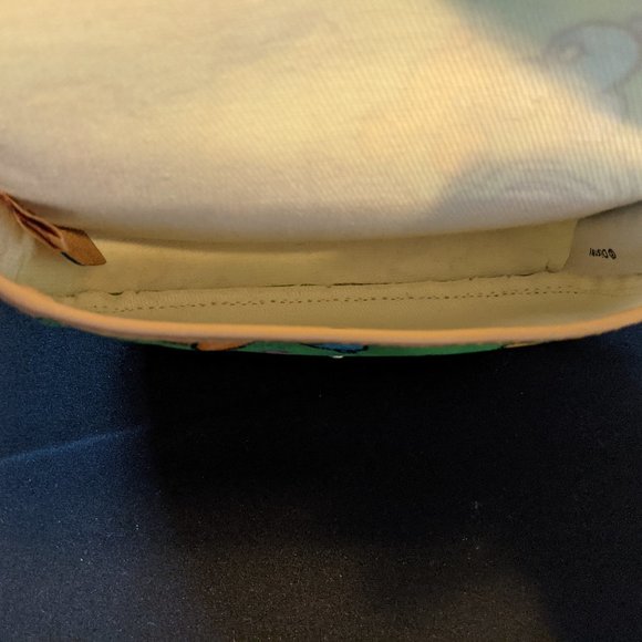 Disney Parks Dooney & Bourke Green Wristlet NWOT - Picture 5 of 9